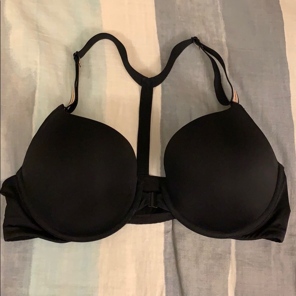 NWOT VS push-up T-Shirt bra